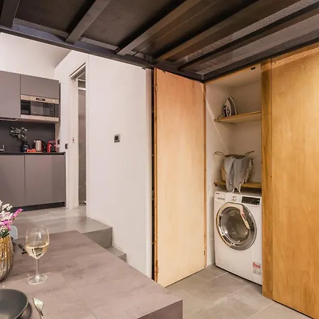 Monti - Colosseo - Luxury Loft 1bdr - New רומא